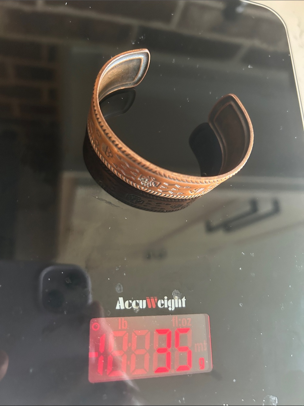 Vintage Copper Wrist Cuff - Picture 7 of 7